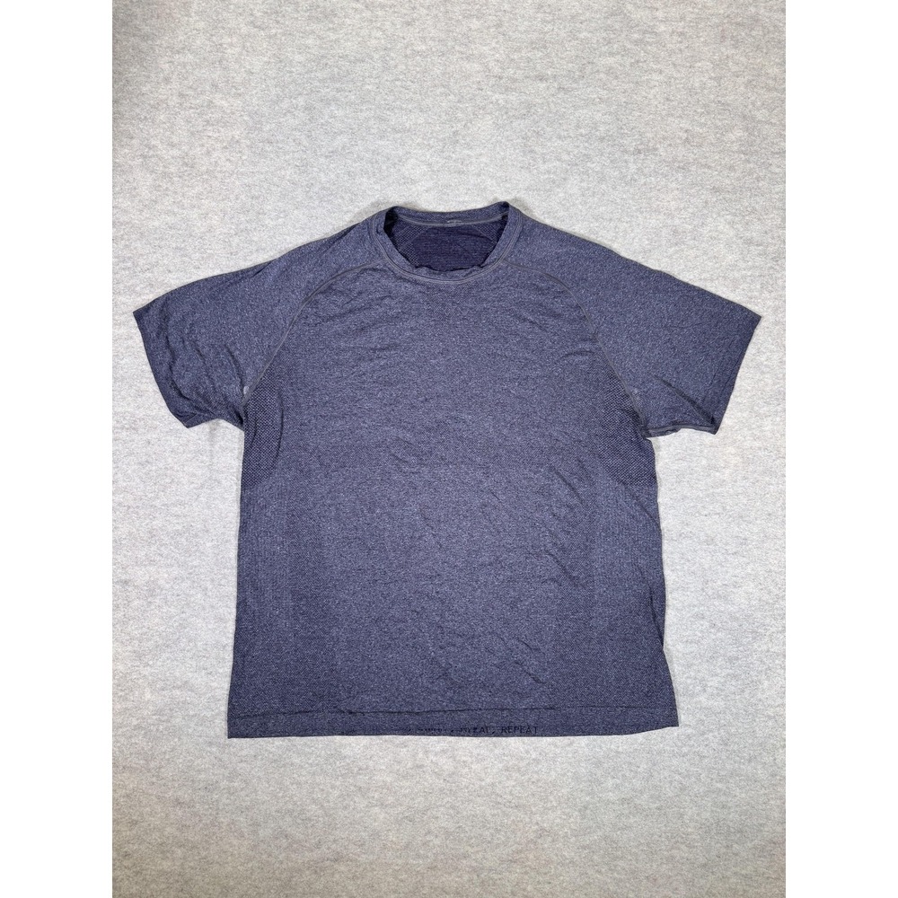 Lululemon T-Shirt Mens XL Gray Short Sleeve Metal Vent Run Gym Athletic Yoga